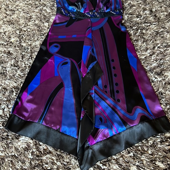 Le Chateau silk halter dress - Picture 3 of 5